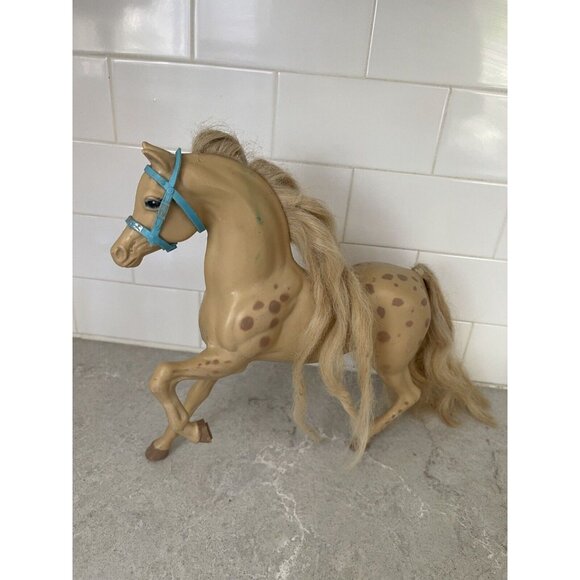 Vintage Barbie doll Sun Runner Western Horse Saddle And Some Accessories… - Picture 2 of 6